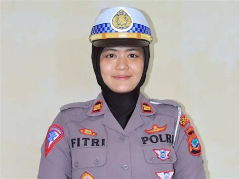 Kasat Lantas Polres Boltim Berparas Cantik Ini Curi Perhatian Publik Intip Profilnya Boltim News