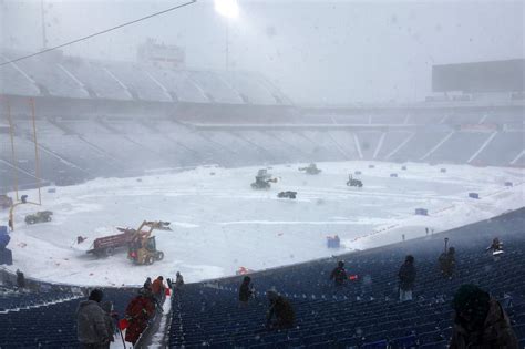 Hiring Buffalo Bills Fans To Shovel Highmark Stadium Is Going Exactly
