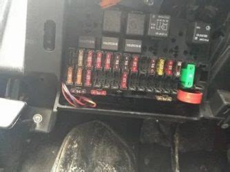 Где находится предохранитель на туманки приора? | Autoline-eu.ru автожурнал