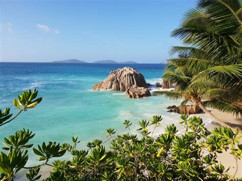 Seychelles Honeymoon Guide & Top 3 Honeymoon Resorts - 3 Best ...