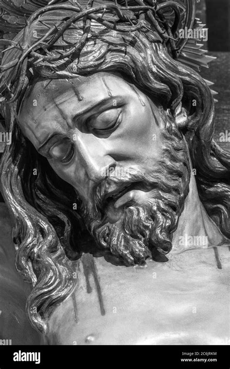 Jesus Christ Statue Croix Religieux Banque D Images Noir Et Blanc Alamy