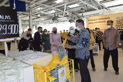 Ikea Kota Baru Parahyangan Resmi Dibuka Begini Tata Cara Belanjanya