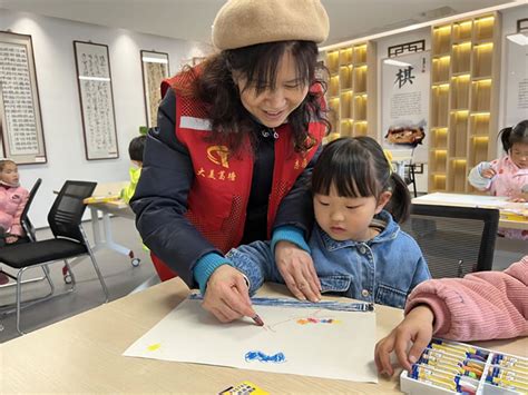 南京葛塘街道惠民服务“零距离”，“红格籽”公益课堂深受居民喜爱江苏文明网