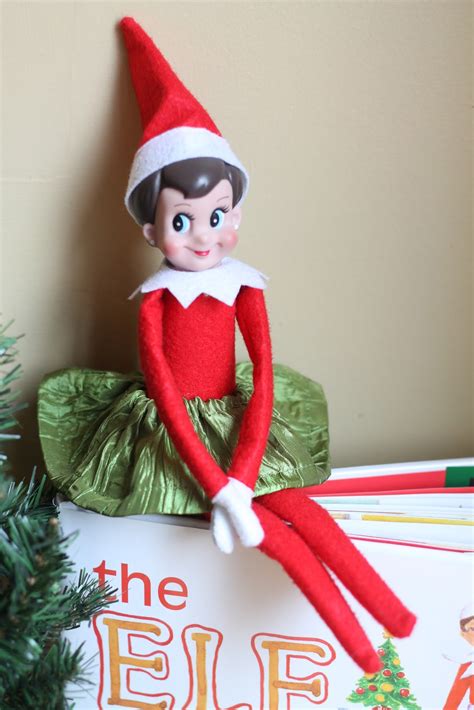 Elf on the Shelf: Skirt Pattern and Tutorial - welcometothemousehouse.com