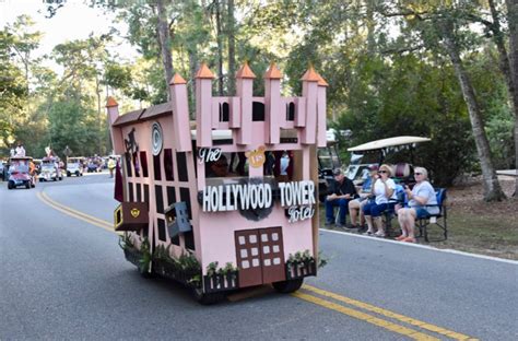 Disney's Fort Wilderness Halloween Golf Cart 2018 Parade Photos and ...