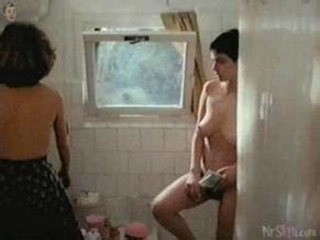 AMMAZZARE IL TEMPO NUDE SCENES AZNude