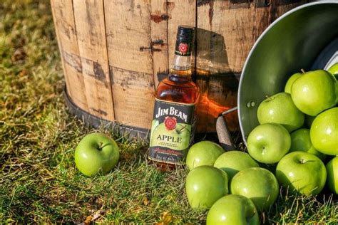 Виски Jim Beam Apple. Купить Джим Бим Яблоко Киев Украина - лучшая цена ...