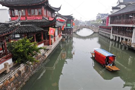 Qibao ancient town – Stock Editorial Photo © fotokon #68685767