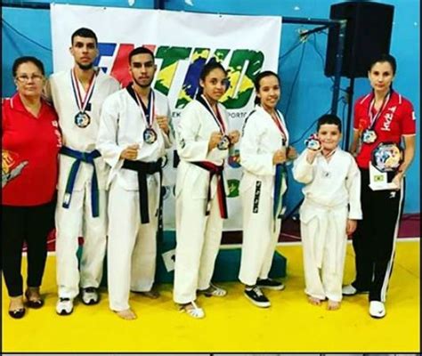 Enirak Lee conquista seis medalhas no 4º Sheikan em Ferraz Vasconcelos