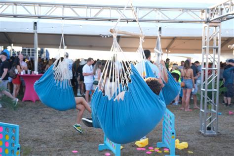 Palm Tree Music Festival At Gabreski Airport In Westhampton Hamptons