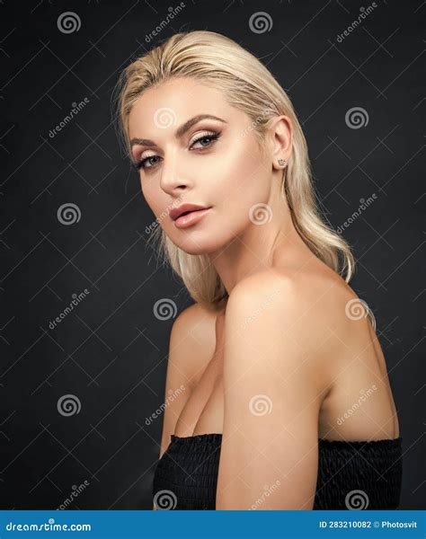 Portrait Of Beautiful Girl With Nake Shoulders Healthy Skin Skincare