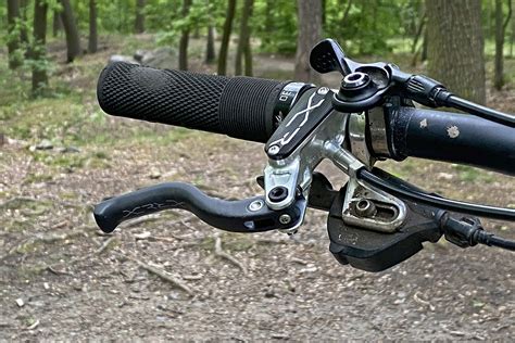 review   light powerful hope xcr mtb brakes bikerumor