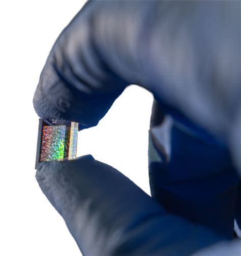 Display tech promises to lead to realistic holograms in regular ...