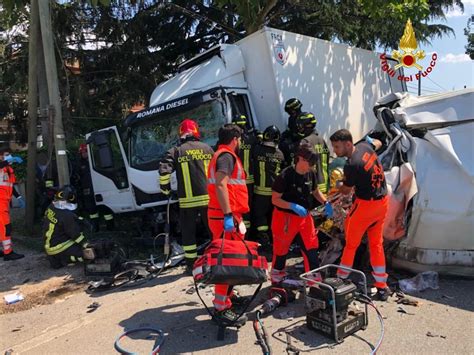 Velletri Un Cittadino Veliterno 60enne Muore In Un Incidente Stradale