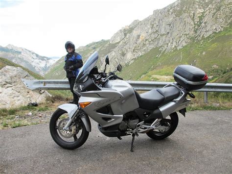 Rutas En Moto Por Puertos De Monta A Motos