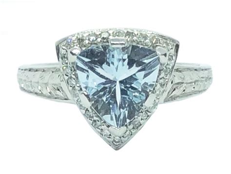 9ct White Gold 1 53ct Aquamarine Ring Diamond Valley Jewellers