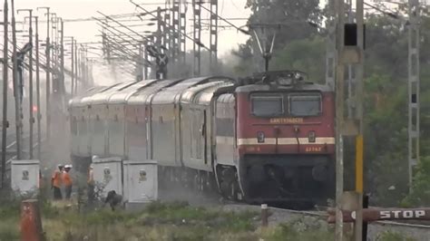 Hours Late Cstm Hwh Duronto Express In A Hurry With Offlink Wap