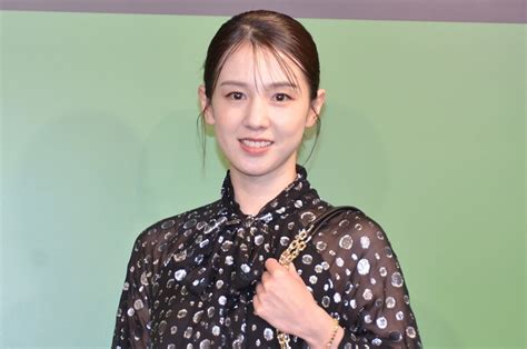 桜庭ななみ改め宮内ひとみ、独立＆改名後初の公の場「スタートに向けて頑張った1年」 2024年11月28日 エキサイトニュース