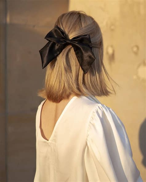 Half Up Hairstyles With Ribbons Are Taking Over Instagram And Heres