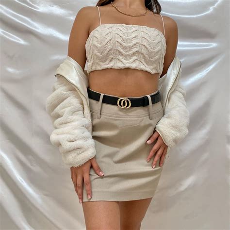 Introducir 65 Imagen Outfit Falda Beige Corta Abzlocal Mx