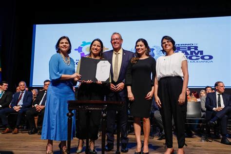 R Bilh O J Garantido Governadora Raquel Lyra Lan A Juntos Pela