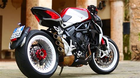 Lihat Mv Agusta Brutale Dragster 800 Rr Walk Around Start And Short