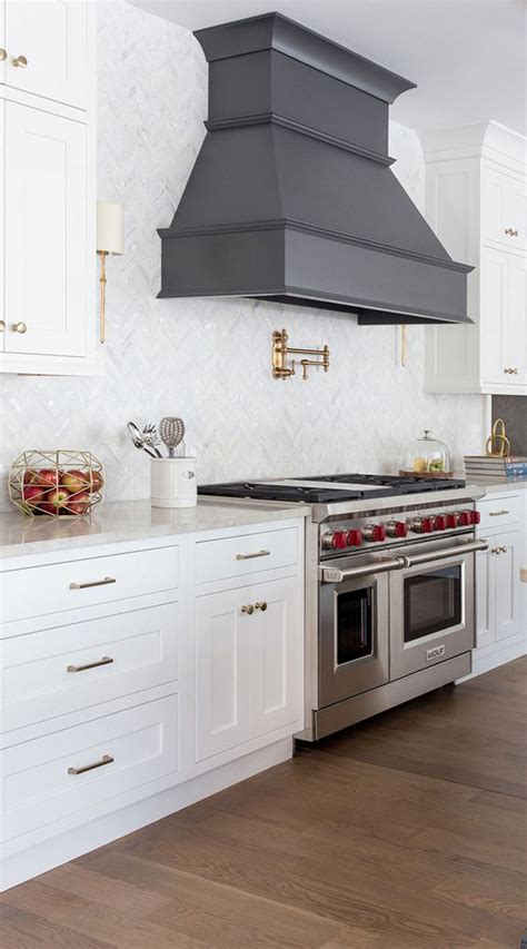 23 Trendy And Functional Cooker Hood Ideas In The Kitchen Obsigen