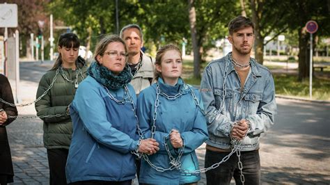 Razzia Gegen Letzte Generation Das Land Dreht Nach Rechts ZEIT ONLINE