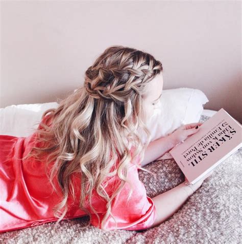 18 Elegant Hairstyles For Prom PoP Haircuts