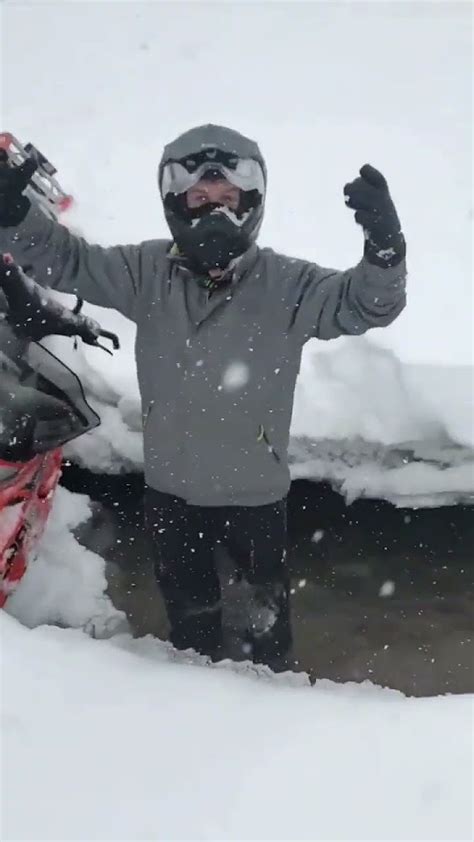 Snowmobiling When Things Dont Go As Planned Youtube