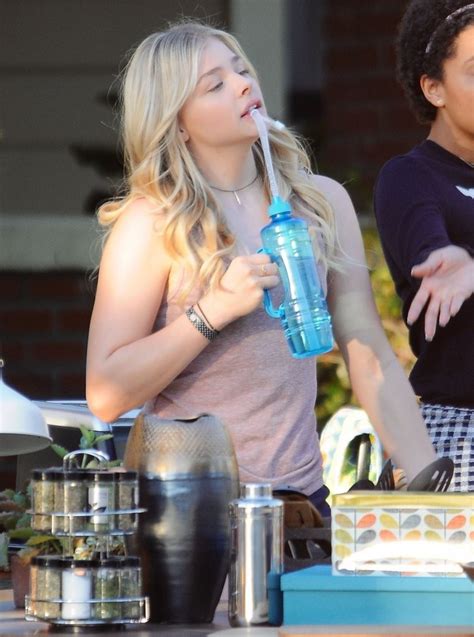 Chloe Grace Moretz In Shorts On Neighbors 2 Sorority Rising Set 03