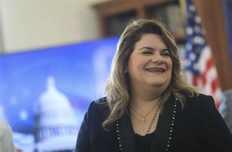 Jenniffer Gonz Lez Se Tira Al Medio Al Considerar Seriamente Aspirar