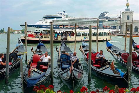 Venice bans large cruise ships from its historic city center