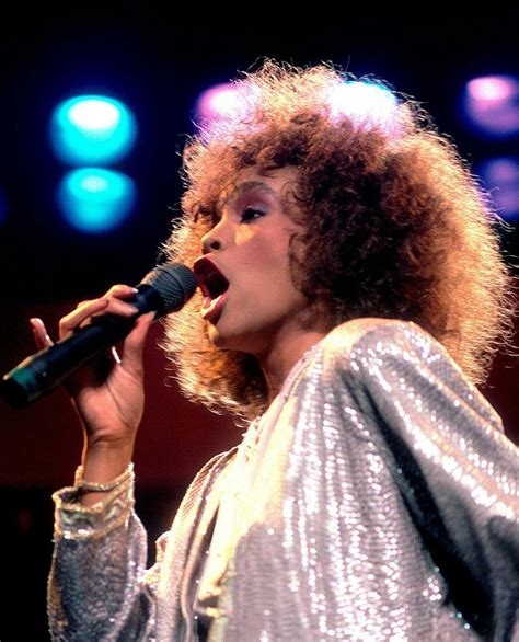 pin  sarah cole   queen whitney houston whitney