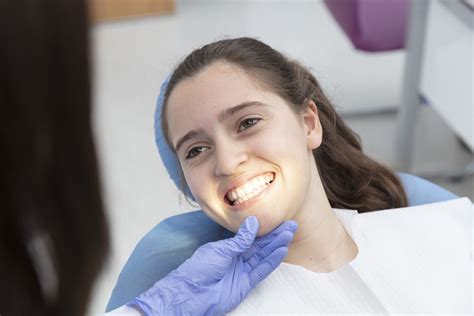 Implantes dentales Hay una edad mínima o máxima IMaxilodental