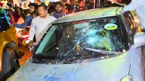 Attack On Journalist Nikhil Wagle Car Nirbhay Sabha Pune Bjp ज्येष्ठ पत्रकार निखिल वागळेंच्या