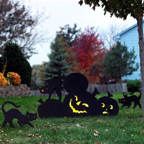 Halloween Decoration Make For The Garden Ideas For Horror Atmosphere Ofdesign