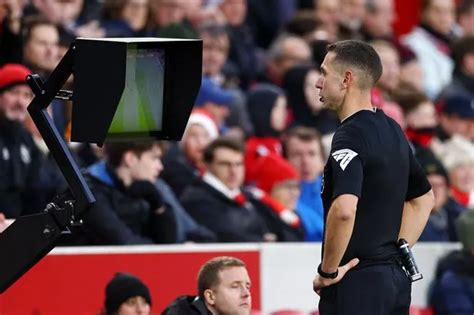 Premier League Referees To Enforce Strict New Rule To Cut Down Length