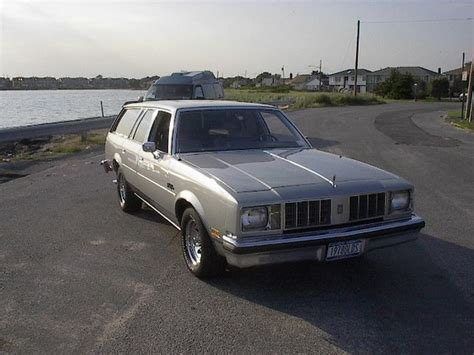 Oldsmobile Cutlass Cruiser Photos Reviews News Specs Buy Car