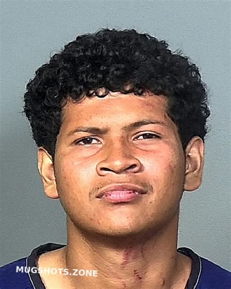 SALAZAR AGUIRRE WILBER 03 04 2023 Manatee County Mugshots Zone