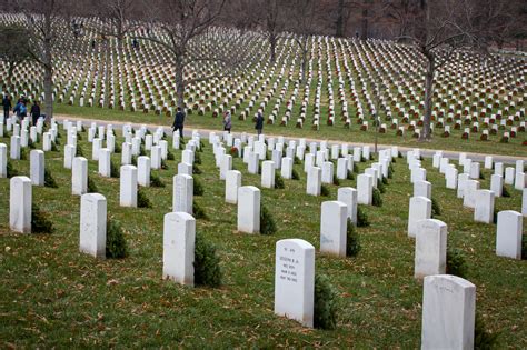 As Space Runs Out Arlington Cemetery Looks To Enforce New Limits On