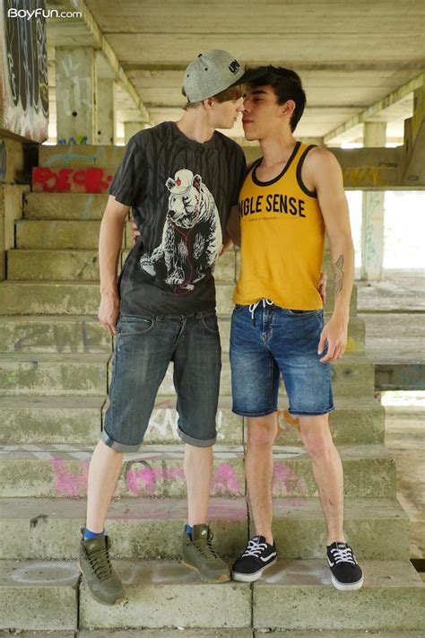 Latest Gay Porn Antony Carter Roman Capellini