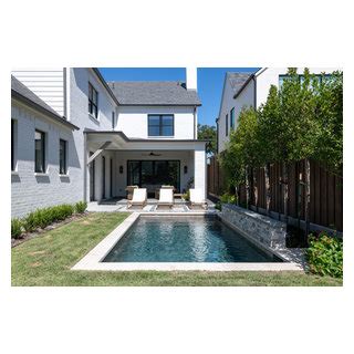 Traditional New Build Dallas Pool Dallas By Le Belle Maison