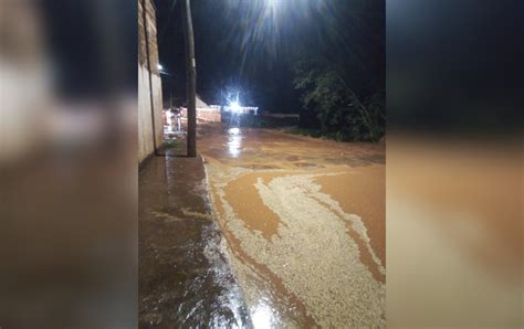 Moradores Ficam Ilhados Ap S Chuva Em Distrito De Cap O Bonito