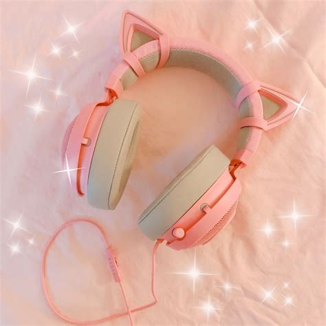 Taliana S Fav Pair Of Headphones Cute Headphones Kawaii Accessories Cat Headphones