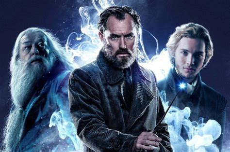 References Of A Dumbledore And Grindelwald S Gay Relationship Were Removed From Fantastic Beasts