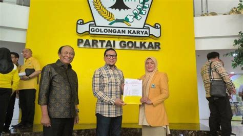 Breaking News Golkar Usung Chaidir Syam Suhartina Bohari Di Pilkada