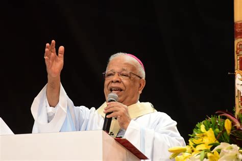 A Gazeta Festa da Penha fé orações e devoção na última missa veja