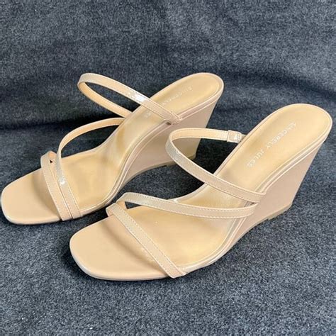 Sincerly Jules Shoes Sincerely Jules Wedge Sandal Cimmie Nude