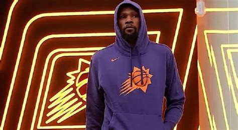 Kevin Durant Makes His Debut Wearing Phoenix Suns Gear